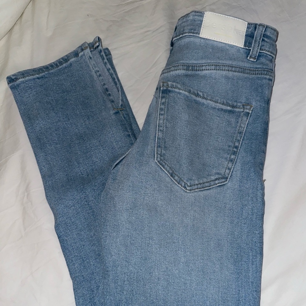 Never worn.